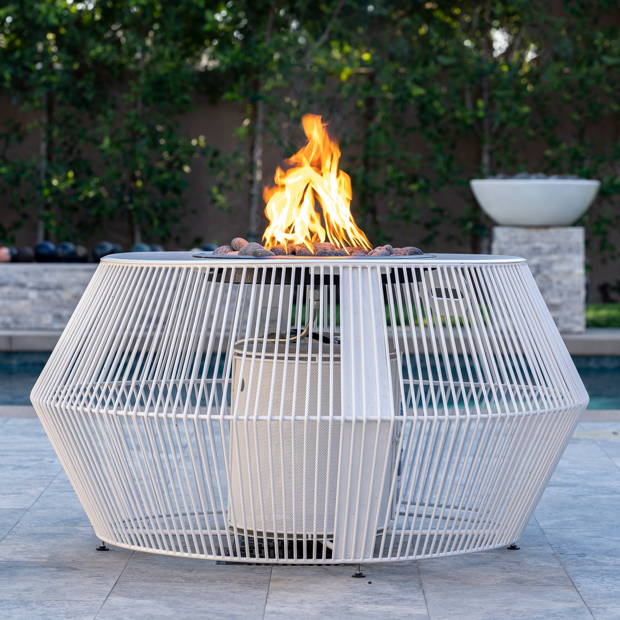 CESTO Fire Pit - Black and White Collection - Metal Powder Coated