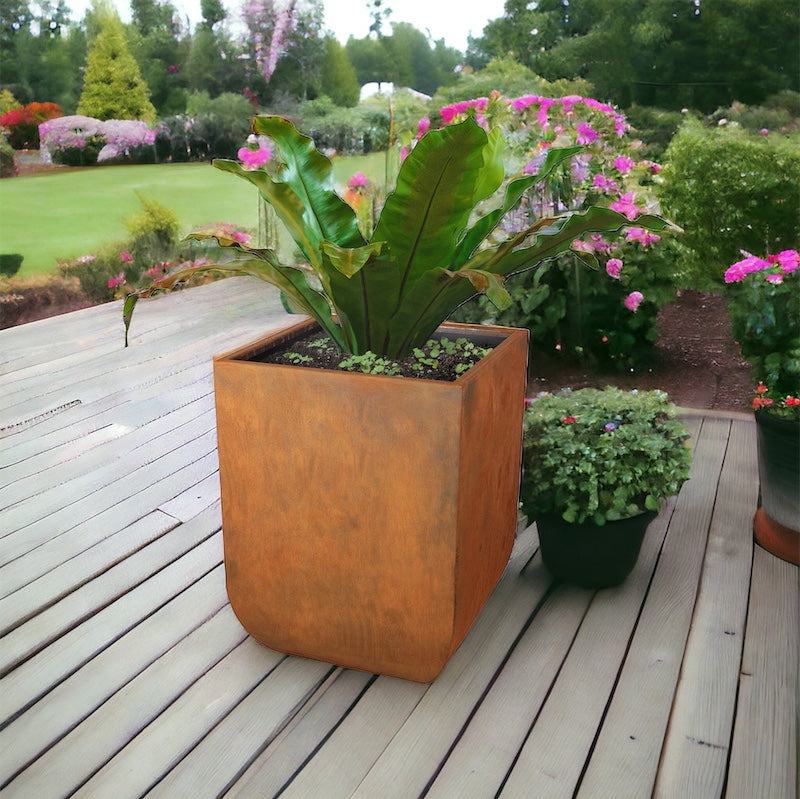 TUCSON - Vertical Planter - Corten Steel